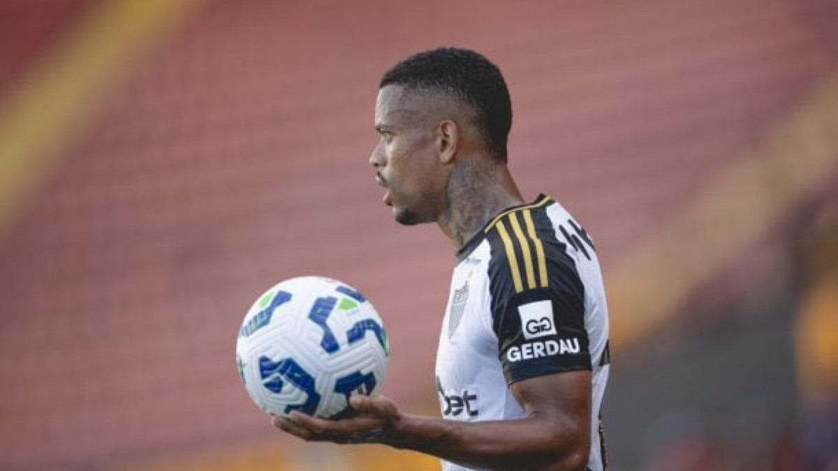 A pedido do novo técnico Luís Castro, Imortal se reforça com polivalente jogador, que estava no Atlético-MG; Palmeiras repassa atleta