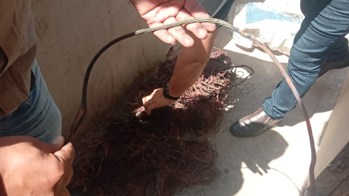 Os fios são de propriedade da ENEL