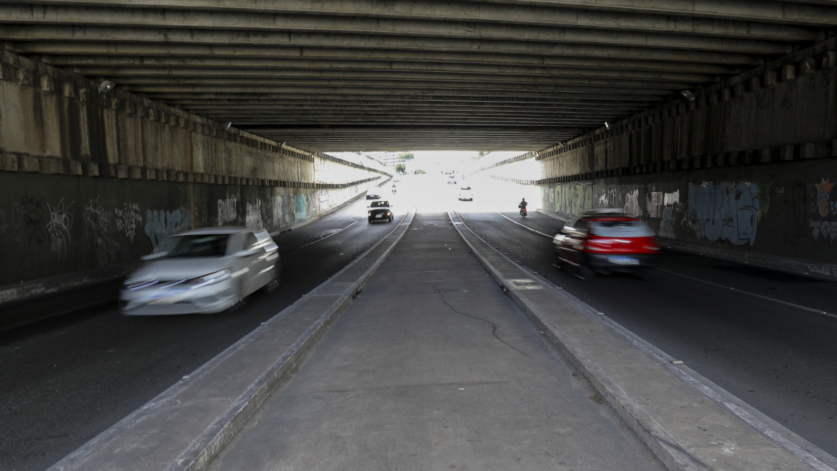 T&uacute;nel da avenida Humberto Monte registra acidentes graves recentes 
