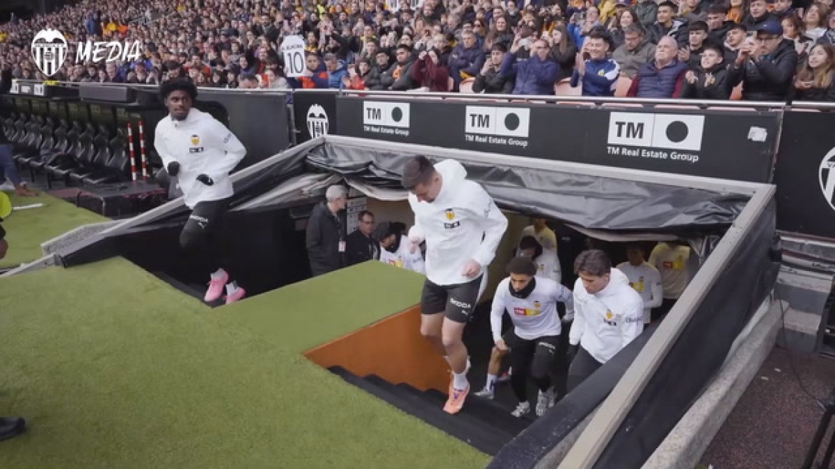 Valencia abre treino no Mestalla após o Natal