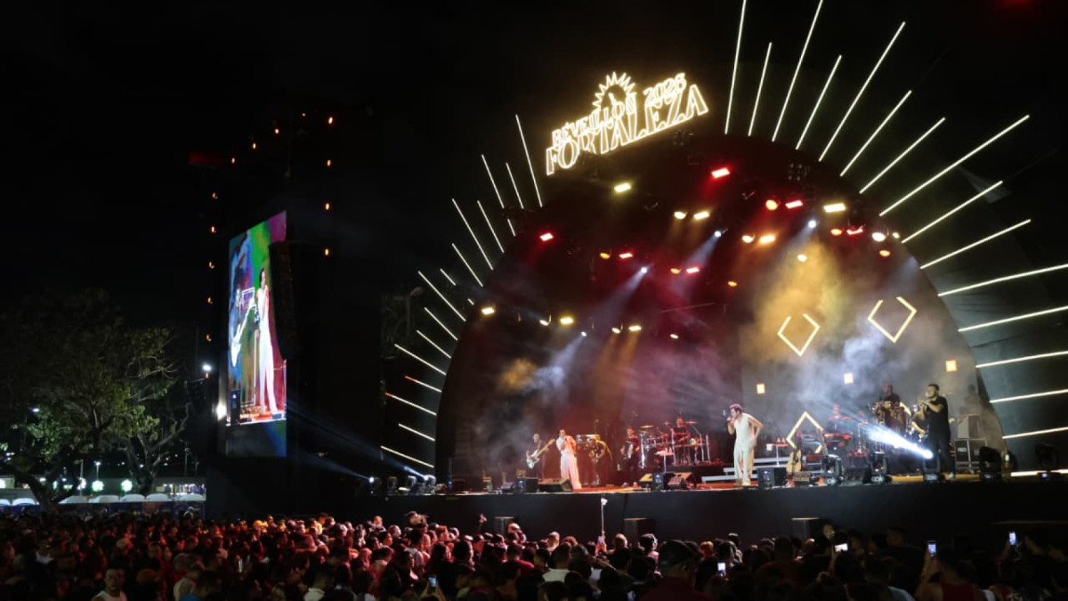 Programação do Réveillon 2026 de Fortaleza iniciou nesta terça-feira, 30, no Conjunto Ceará