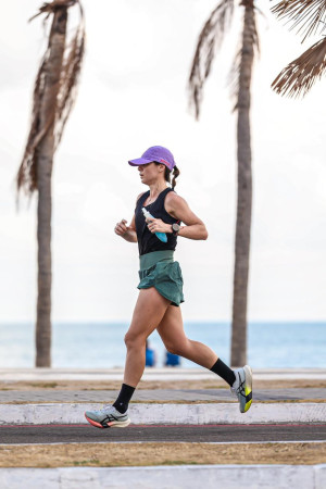 A profissional da Educa&ccedil;&atilde;o F&iacute;sica, Carla Thomazette, 38, vai participar da 100&ordf; S&atilde;o Silvestre(Foto: Claudemilson Silva )
