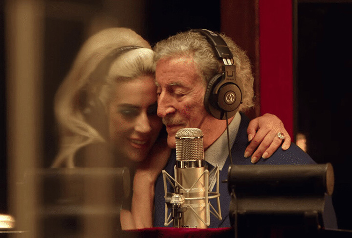 Nos seus últimos anos de carreira, Bennett participou de gravações com artistas da nova geração, como Amy Winehouse e Lady Gaga. Diagnosticado com Alzheimer em 2016, morreu sete anos depois, aos 96. 
