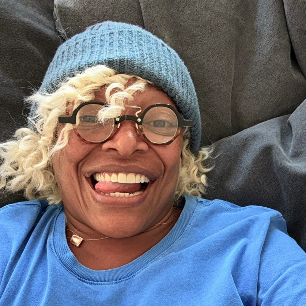 Mart’nália participou da primeira temporada do reality show musical “The Masked Singer Brasil”, no qual artistas se apresentam caracterizados como personagens e têm suas identidades reveladas ao longo do programa. Na atração, ela interpretou o personagem Jacaré.
