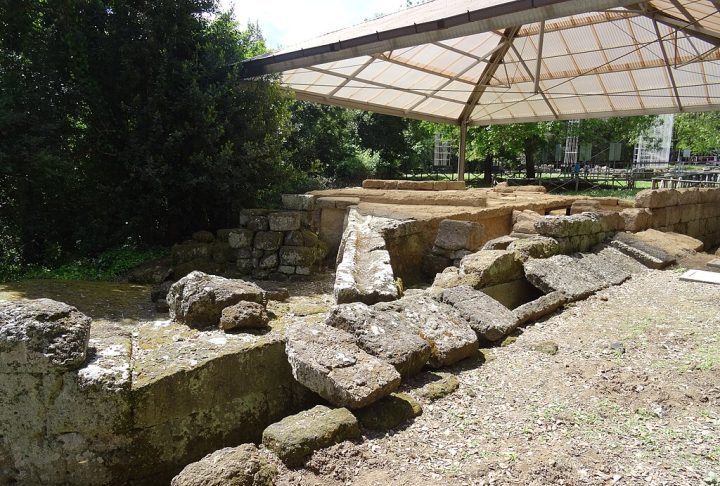 Os pesquisadores analisaram túneis, canais, cisternas e estruturas hidráulicas que ficavam sob o Santuário de Portonaccio e outras áreas importantes da cidade.