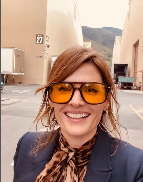 Além da carreira como atriz, Stana Katic fundou, em 2008, a produtora Sine Timore Productions. Em 2010, lançou, ao lado de Seamus Dever, o Alternative Travel Project, uma iniciativa voltada à promoção de meios de transporte mais sustentáveis.
