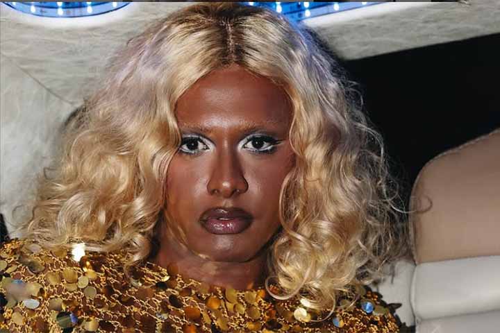 O disco Caju também estava indicado nas categorias principais, como Álbum do Ano, Gravação do Ano, com “Ao Teu Lado” e Canção do Ano, com “Veludo Marrom”.