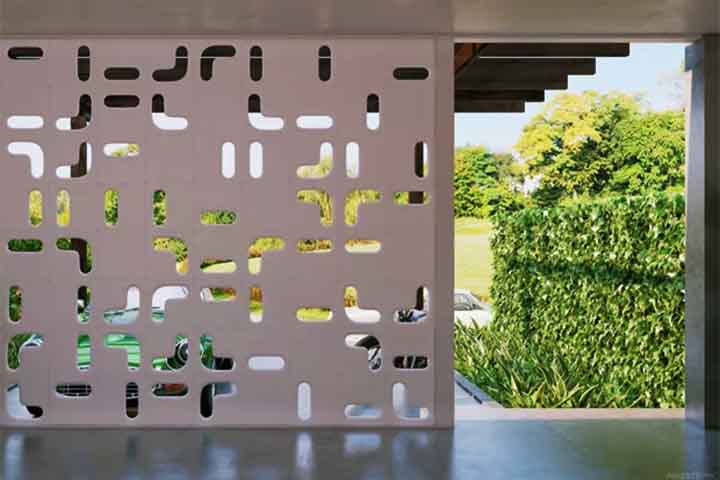 Com o passar das décadas e a consolidação da arquitetura moderna brasileira, o cobogó passou a ganhar novos usos e formas. 
