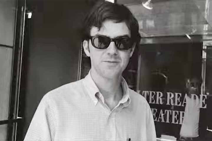 Paul Thomas Anderson nasceu em 26 de junho de 1970, em Studio City, Los Angeles, e cresceu imerso em um ambiente no qual o audiovisual fazia parte do cotidiano. 
