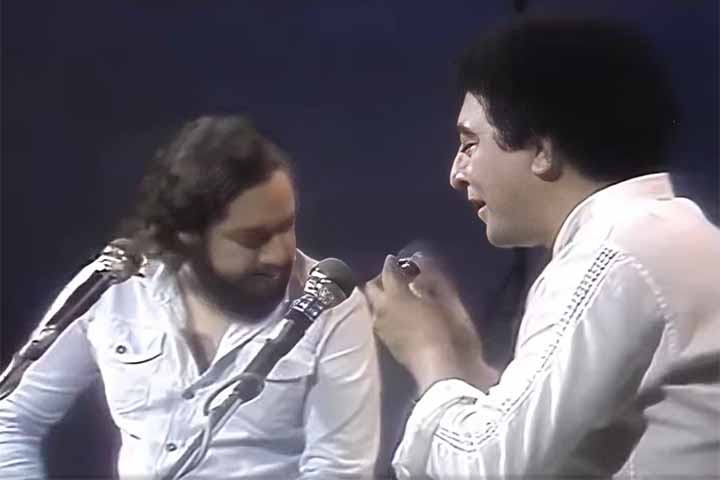 Desse modo, suas letras abordam a boemia do Rio de Janeiro, a crítica social, a política e o cotidiano, com humor, sensibilidade e crítica social. 