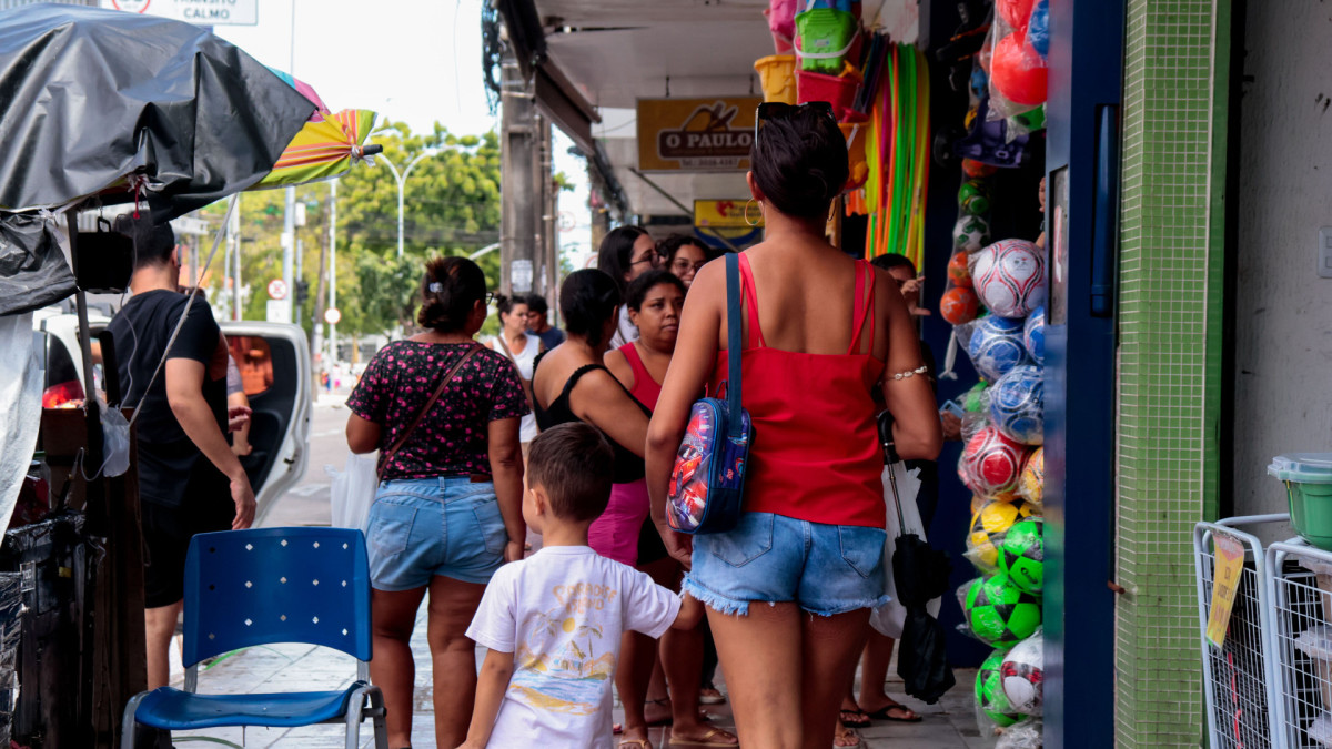 As se&ccedil;&otilde;es que concentram o maior montante no MEI s&atilde;o com&eacute;rcio e repara&ccedil;&atilde;o de ve&iacute;culos
