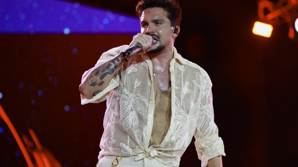 Luan Santana se apresentou no R&eacute;veillon de Fortaleza em 30 de dezembro de 2025, no Aterro da Praia de Iracema, e volta ao Cear&aacute; para show em fevereiro no Carnaval de Paracuru