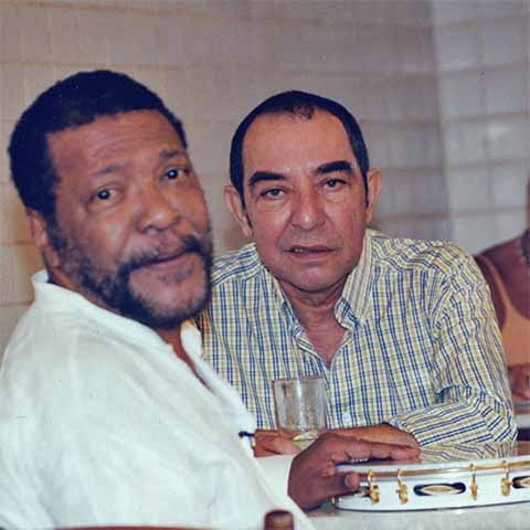 Com uma carreira marcante no mundo do samba, João Nogueira faleceu em 5 de junho de 2000, aos 58 anos, vítima de um infarto, após ter sofrido um AVC. 