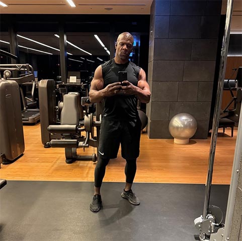 Ele se aposentou do esporte em 1997 para seguir uma carreira no entretenimento. Na ocasião, estreou como ator no programa de esportes radicais Battle Dome. 