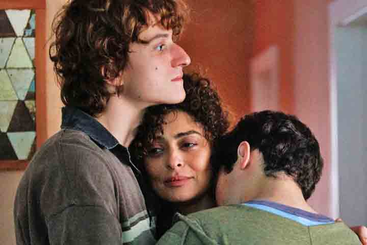 Após o fim do seu contrato fixo com a Globo em 2022, a atriz passou a atuar em produções de streaming. Trabalhou em séries da Netflix e do Disney+, entre elas “Pedaço de Mim”, “Vidas Bandidas” e “Donos do Jogo”. 
