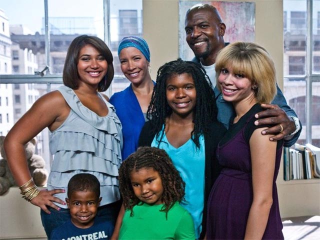 The Family Crews foi um reality que acompanhava a vida do ator Terry Crews, sua esposa Rebecca e seus filhos. O programa, exibido por duas temporadas em 2010 e 2011, abordou a dinâmica familiar, fé, gravidez e o nascimento da neta do ator.