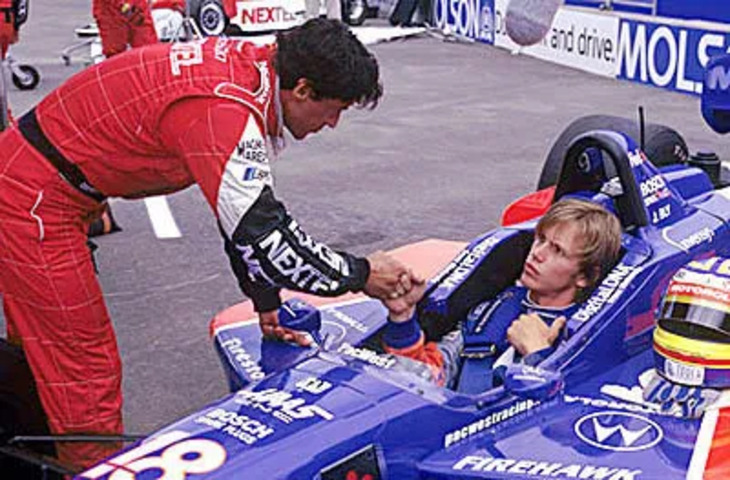 Já em 2001, Stallone marcou presença com “Driven”, ampliando seu repertório de líderes de bilheteria. 
