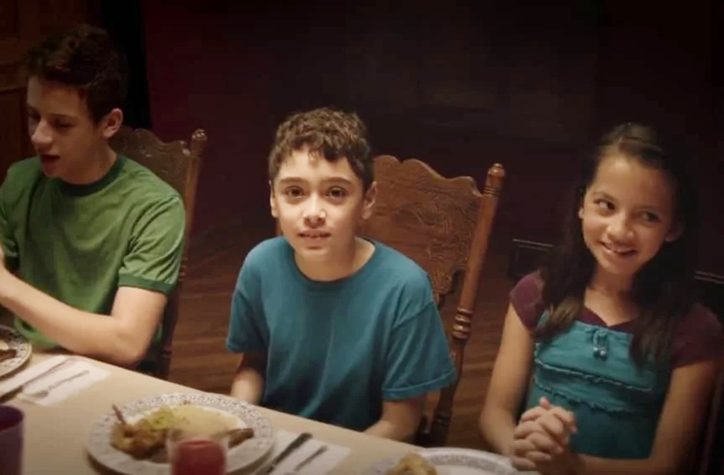 Ainda criança, Isabela chamou atenção de diretores pelo seu talento. Em 2013, quando tinha 12 anos, teve em um pequeno papel no filme The House That Jack Built. Mas foi no ano seguinte que viu sua carreira começar a deslanchar. 
