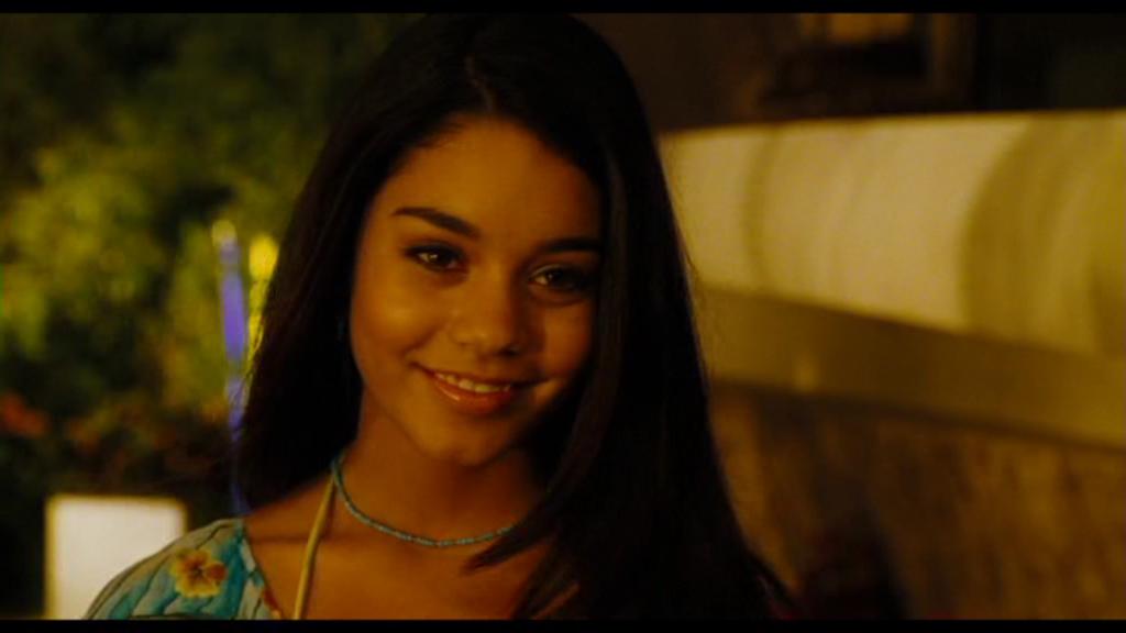 Em 2002, estreou na TV no quarto episódio da 1ª temporada de Apesar de Tudo, como Tiffany. Participou ainda de Robbery Homicide Division, The Brothers Garcia, Quintuplets e Drake e Josh. No cinema, atuou inicialmente em Aos Treze, interpretando Noel, e depois ganhou maior destaque em Thunderbirds, como Tintin.

