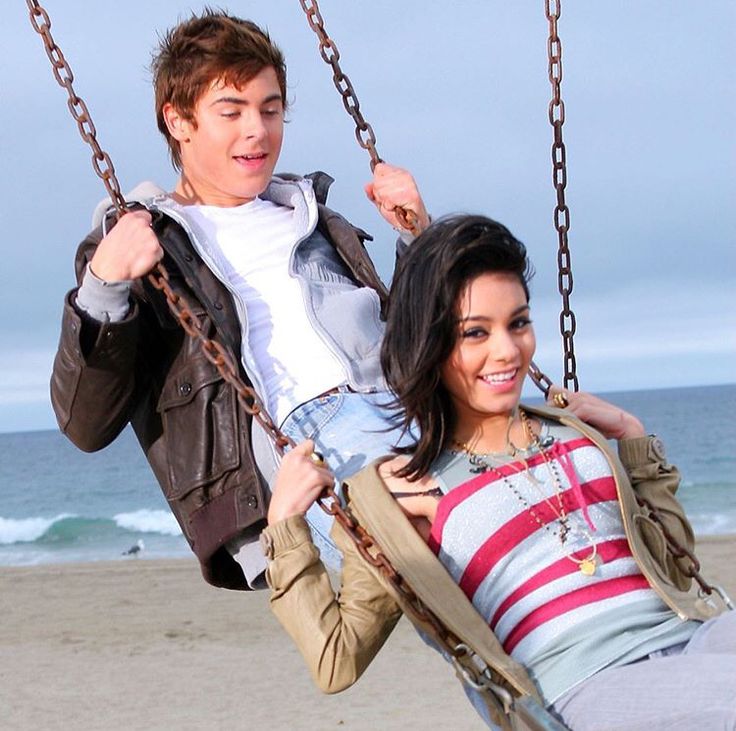 Vanessa lançou seu primeiro álbum solo, V, em 2006. O disco vendeu 34 mil cópias na primeira semana nos Estados Unidos e alcançou a 24ª posição na Billboard 200, sendo classificado em 7º lugar na lista dos Álbuns do Ano. Destacam-se os singles Baby Come Back to Me e Say Ok, cujo clipe com Zac Efron foi o mais assistido do YouTube por cerca de dois anos.
