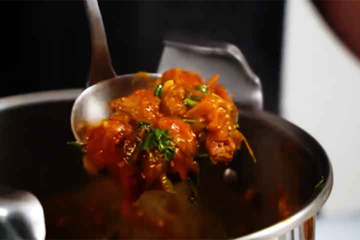 Depois de cozida, a concentração de proteína sobe devido à perda de água, chegando a cerca de 30 gramas de proteína a cada 100g de moela, mantendo o baixo teor de gordura. 

