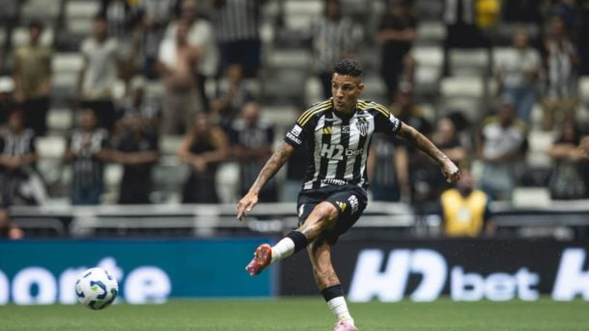 Lateral-esquerdo viaja ao Rio de Janeiro neste sábado (3) para realizar exames médicos e assinar contrato com o Tricolor