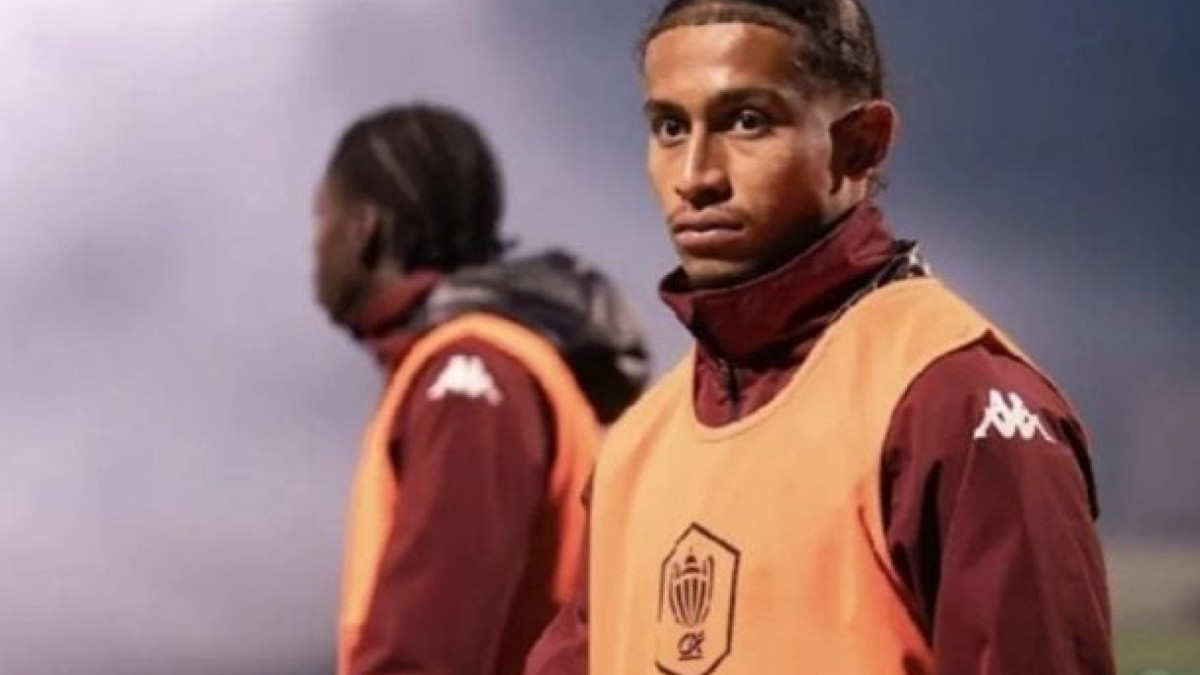 Tahirys Dos Santos, que atua pelo time B do Metz, da França, está internado em estado grave em um hospital na Alemanha