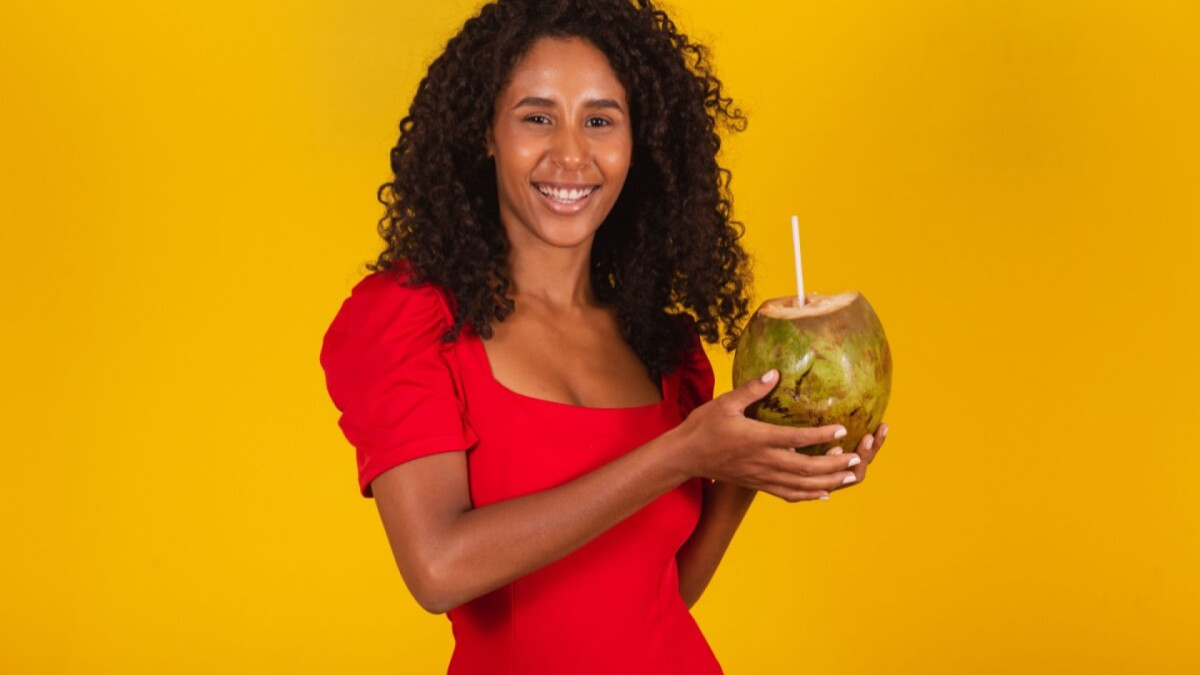 Ressaca: veja alimentos e bebidas para recuperar o bem-estar