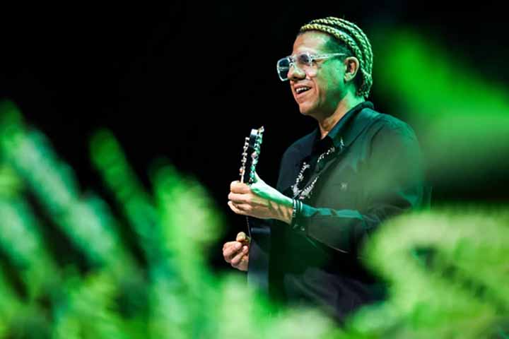 “Essa é minha quinta estatueta do Grammy Latino, mas a primeira na categoria Jazz Latino/Jazz, sendo um marco na minha trajetória, celebrou Hamilton.