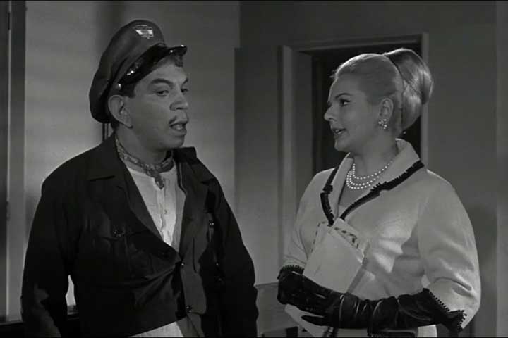 Nos últimos anos de vida, apesar de problemas de saúde, ele não deixou de atuar. Seu cinema continuou sendo exibido e o personagem permaneceu celebrado. 
