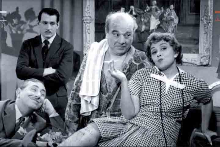 No cinema, ela estrelou filmes como Cala a boca, Etelvina,  Uma Certa Lucrécia, Minervina vem aí, A Grande Vedete e Samba em Berlim. Este último marcou sua estreia na sétima arte. 
