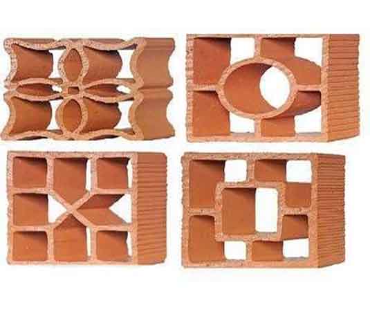Criado nos anos 1920, em uma oficina de cerâmica de Recife, ele nasceu como uma peça cerâmica vazada, voltada à melhoria do conforto ambiental em um país de clima quente, no qual ventilação e iluminação natural fazem diferença no dia a dia. 
