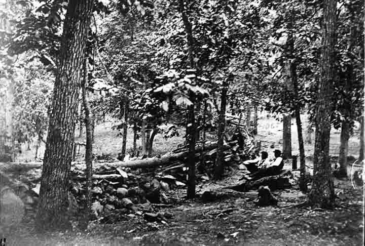 No terceiro dia de confrontos, o general Robert Lee mobilizou 12 mil homens para uma investida decisiva. 
