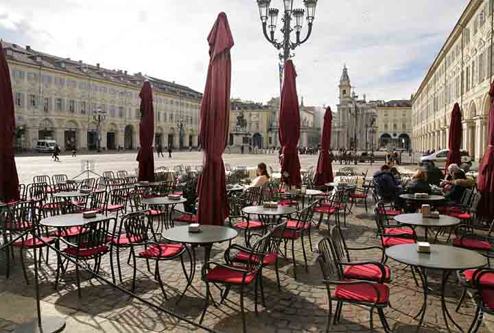 Além dos chocolates, cafés e cafeterias, Turim é lar do primeiro Eataly: uma mistura de loja gourmet, livraria e restaurante, com unidades ao redor de todo o mundo. 
