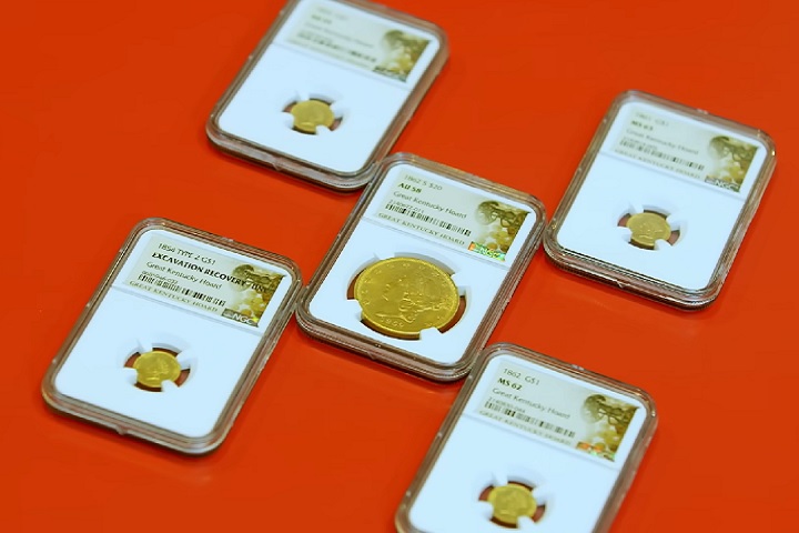 Em uma entrevista ao programa de TV, o especialista Jeff Garrett afirmou que a antiguidade de uma moeda aumenta seu valor, e o contexto histórico da Guerra Civil Americana contribui ainda mais para isso.