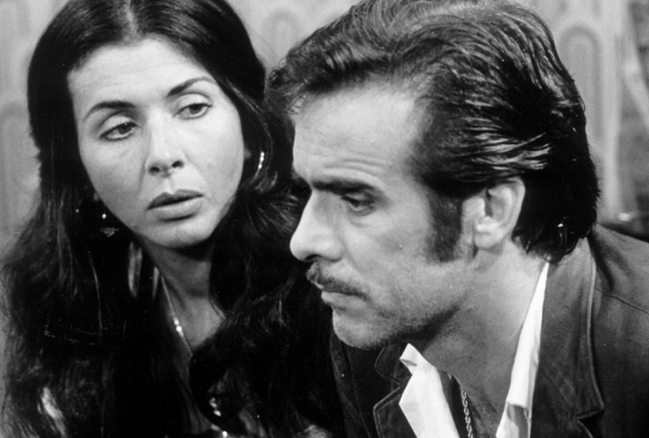 Suas tramas eram conhecidas por abordar conflitos familiares intensos, reviravoltas dramáticas e temas sociais, sempre com personagens marcantes.