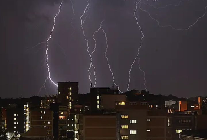 Para se ter uma ideia, a cada 50 mortes ocorridas por raio no mundo, uma acontece no Brasil.  