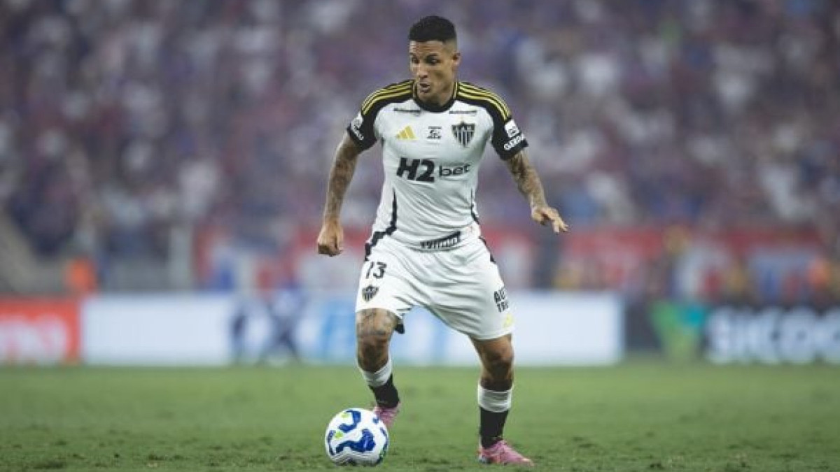 Lateral-esquerdo ex-Atlético-MG assina até 2029 com o Flu; saiba o número que ele vestirá no Tricolor Carioca
