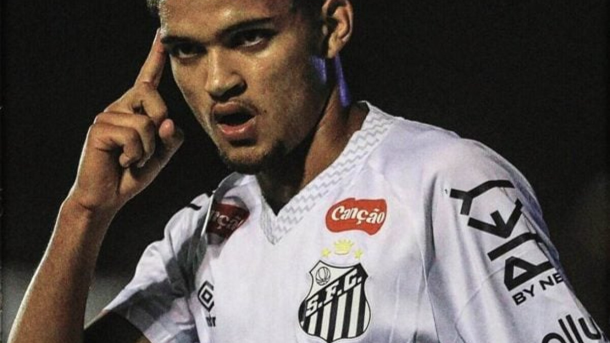 Meninos da Vila goleiam por 3 a 0 em São Carlos; camisa 11 marca dois gols e dá show no primeiro tempo