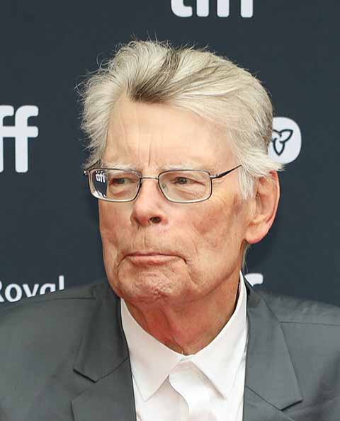 Outras pessoas famosas, como o escritor Stephen King, a atriz Maria Zilda e o ator Bento Veiga, já revelaram ter degeneração macular.
