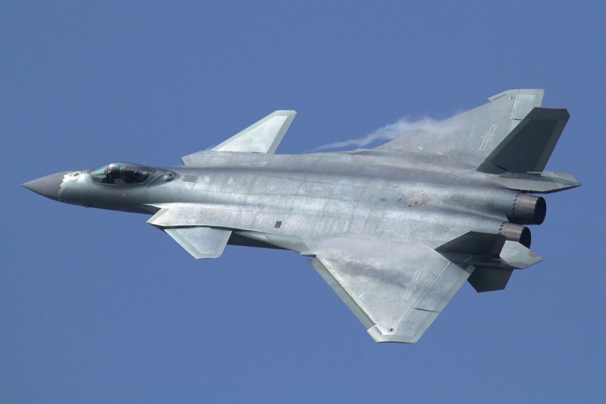 3º – China (3.309 aeronaves)
Expande rapidamente sua aviação, com foco em caças stealth J-20 e bombardeiros H-6. Rival direto dos EUA no Indo-Pacífico.

