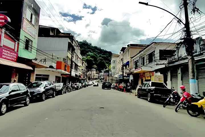 Suas principais características incluem um turismo rural ativo focado em sua beleza natural e história, a presença de centros de bem-estar e uma economia voltada para a agricultura e pecuária. Além de um baixo índice de violência, que contribui para a qualidade de vida da população. 