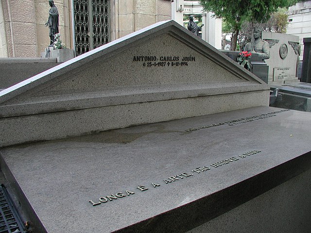 Seu corpo foi sepultado no Cemitério São João Batista, no Rio de Janeiro, e é considerado como um dos compositores mais importantes do século XX. Ella Fitzgerald e Frank Sinatra destacaram as músicas do artista.