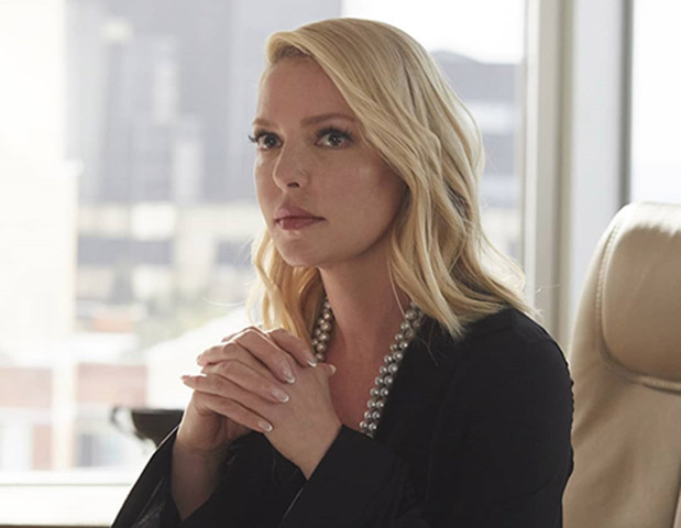 Katherine Heigl: Conhecida pelo papel de destaque em “Grey’s Anatomy” e por sucessos de bilheteria como “Ligeiramente Grávidos”, a atriz ganhou fama de difícil em Hollywood. Ficou marcada por declarações críticas a projetos dos quais participou, atingindo diretores e roteiristas.
