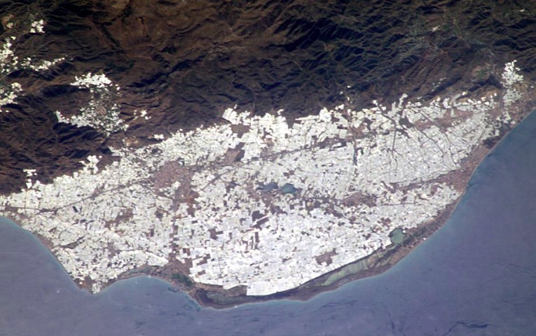 Uma das maiores áreas de cultivo em estufas do mundo fica no sul da Espanha e pode ser vista até do espaço!