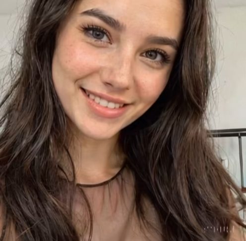 Assim como a animação, o teatro de marionetes ou a computação gráfica (CGI) abriram novas possibilidades sem prejudicar a atuação ao vivo, a IA oferece outra maneira de imaginar e construir histórias, justificou.