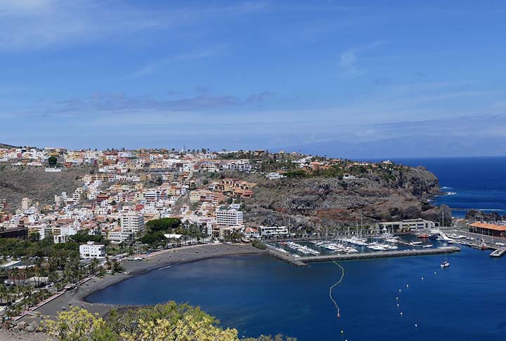 O assobio é adotado, principalmente, na Ilha de La Gomera, uma das que compõem o arquipélago. 