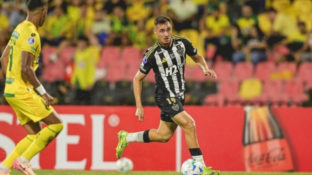 João Marcelo, de 20 anos, chega ao Shabab Al-Ahli Dubai por empréstimo; contrato, contudo, estipula compra automática mediante metas