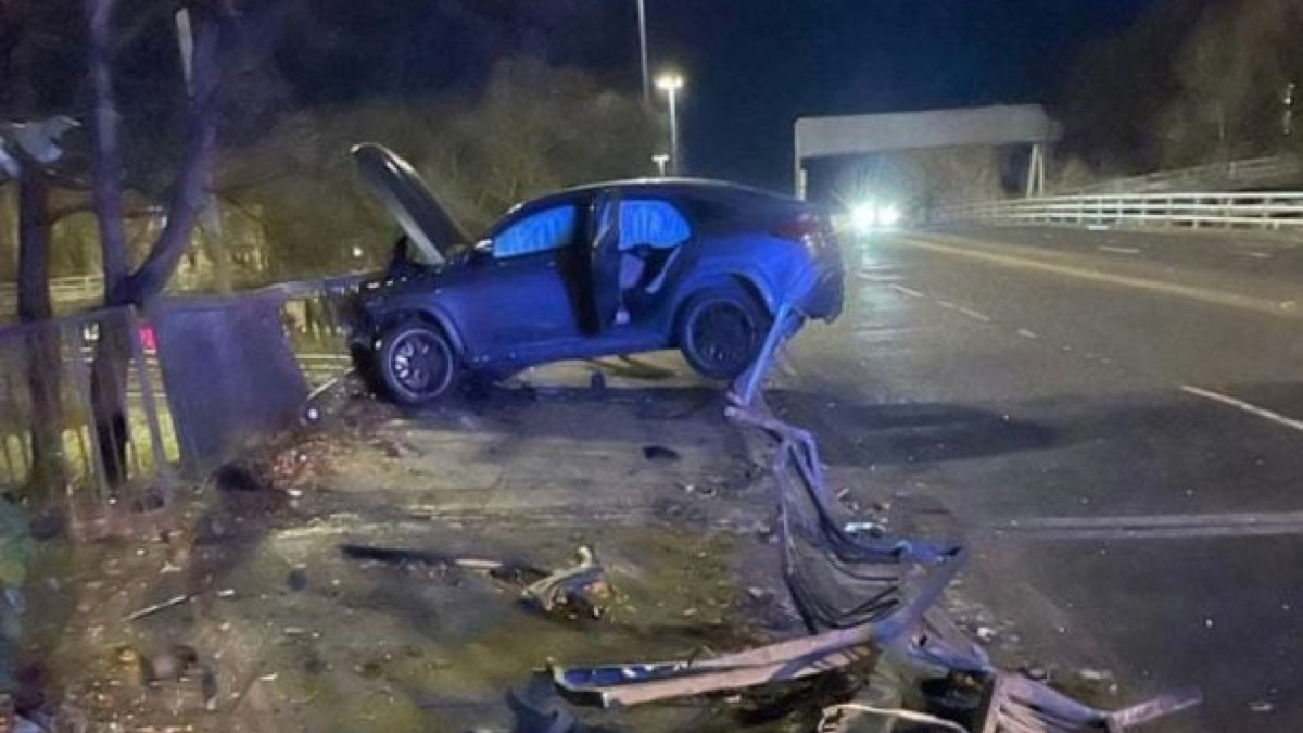 Dujon Sterling, do Rangers, é alvo de denúncia da polícia escocesa por infringir leis de trânsito por ser envolver em um incidente