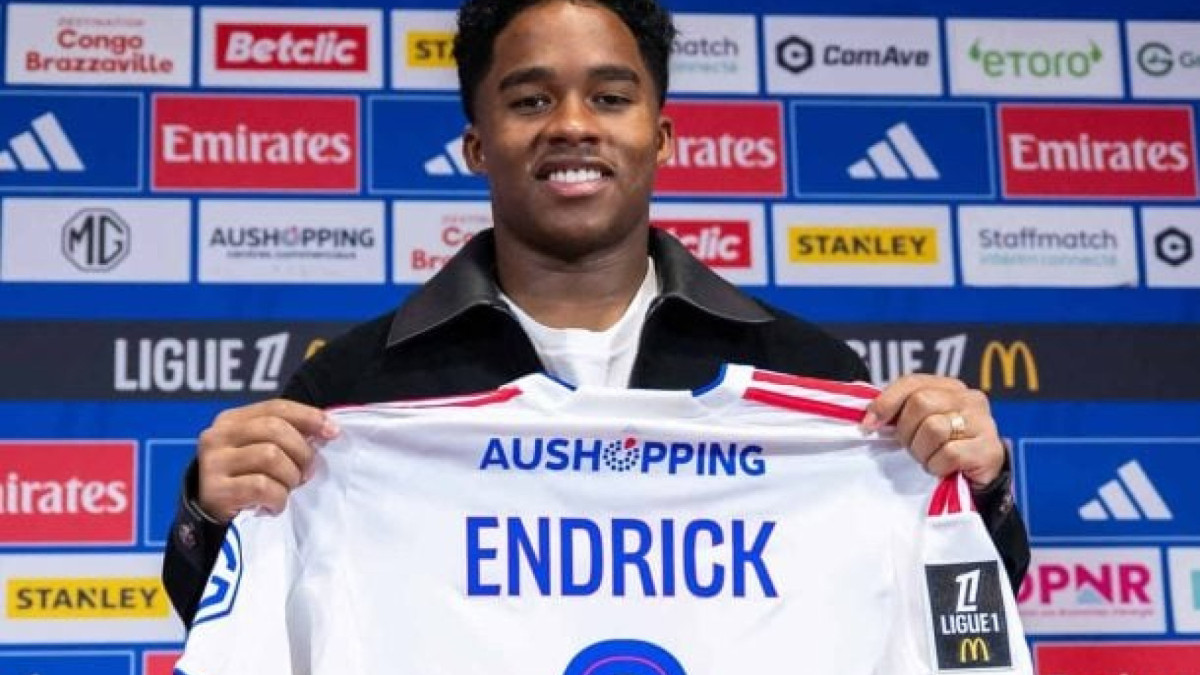 Atacante de 19 anos tem um semestre para 